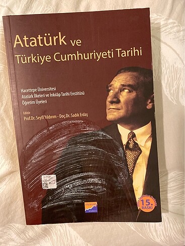 Atatürk ve Türkiye Cumhuriyeti Tarihi ders kitabı