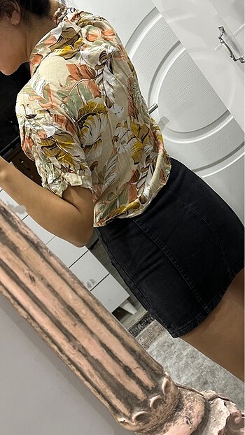 36 Beden Desenli crop gömlek