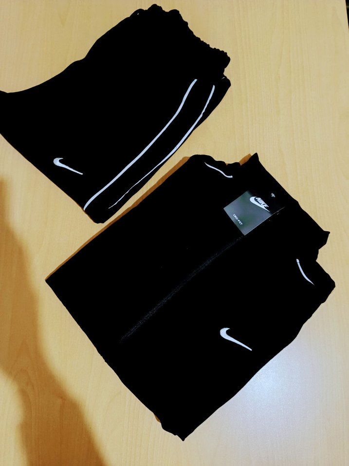 SON 1 ADET. beden.Siyah Fermuarlı Erkek Eşofman Takımı - Görsel 4