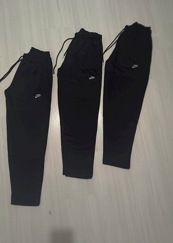 Nike Siyah Rahat Kesim Erkek Eşofman Altı - Görsel 3