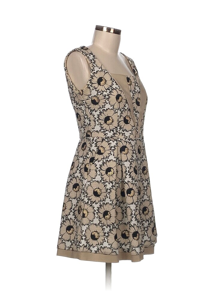 Trendyol & Milla Kısa Elbise %70 İndirimli. - Görsel 2