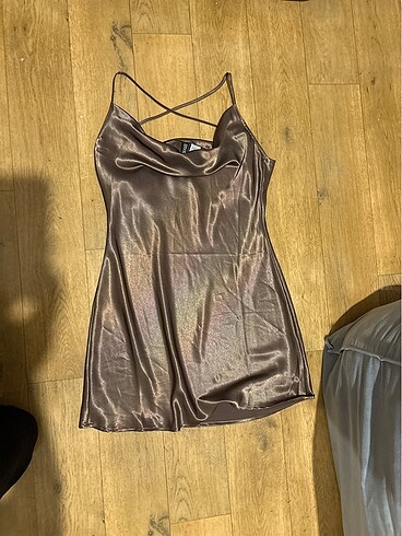 Saten elbise h&m
