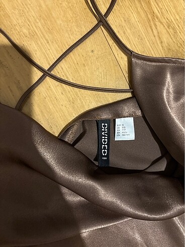H&M Saten elbise h&m