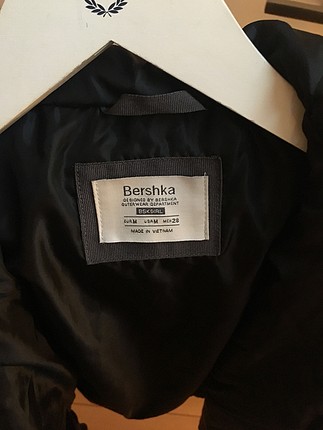 Bershka siyah mont