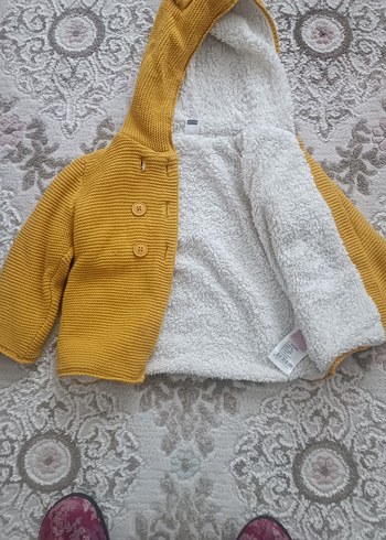 Kapüşonlu Erkek Çocuk Sarı Örgü Hırka - Görsel 2