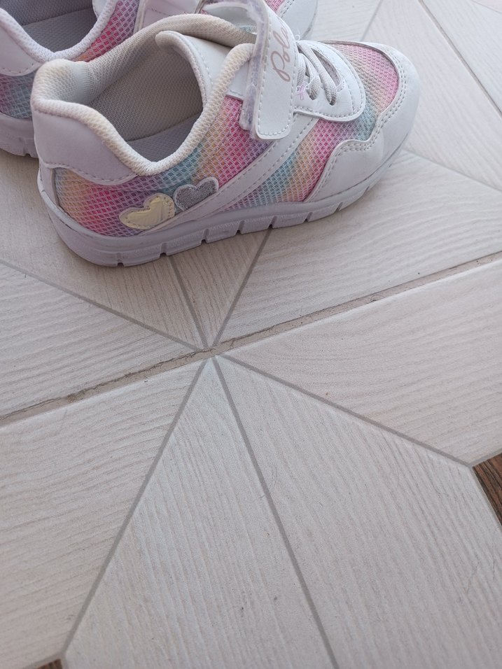 Kız Çocuk Beyaz Renkli Bağcıklı Spor Ayakkabı - Görsel 3