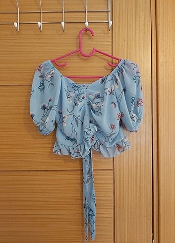 Mavi crop bluz