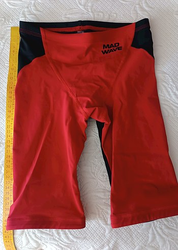 MAD WAVE ERKEK ÇOCUK PROFESYONEL YARIŞ MAYOSU 11-13 yaş