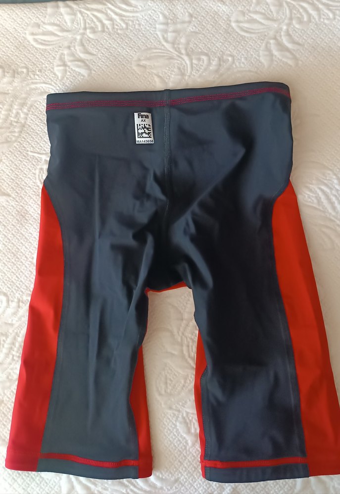 MAD WAVE ERKEK ÇOCUK PROFESYONEL YARIŞ MAYOSU 11-13 yaş - Görsel 5