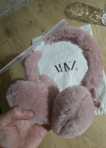 Zara Pembe Peluş Kız Çocuk Kulaklık