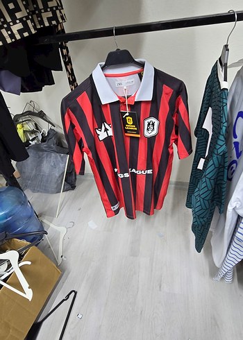 Kırmızı Siyah Çizgili Erkek Spor Tişört - Görsel 2