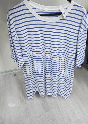 Mavi Çizgili Bisiklet Yaka Tişört - Görsel 2