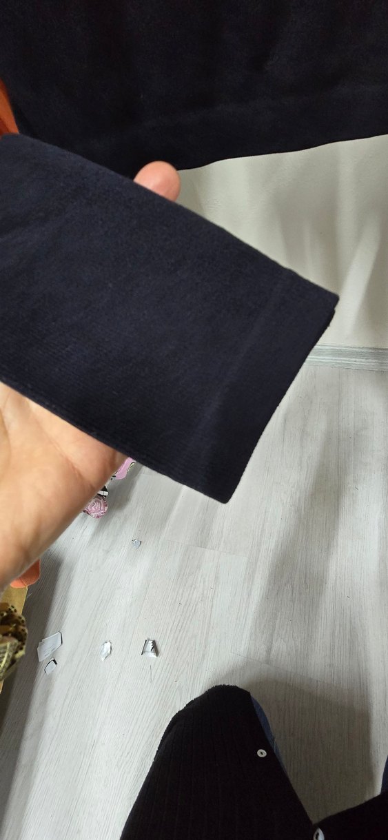 Siyah Uzun Kollu Kadın Crop Top - Görsel 4