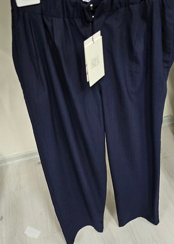 Lacivert Pilili Salaş Kumaş Pantolon - Görsel 2