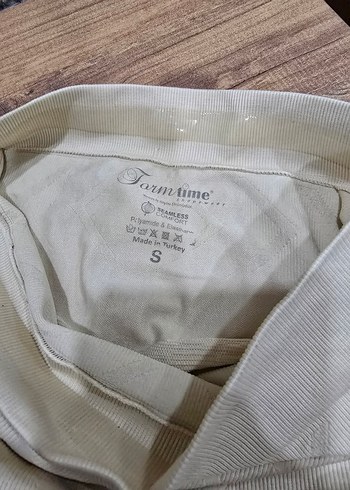 s Beden şort korse