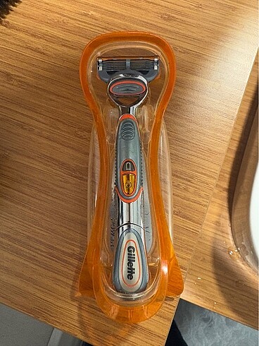 Gillette fusion power makina