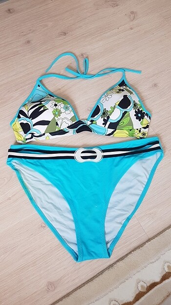 Bikini 