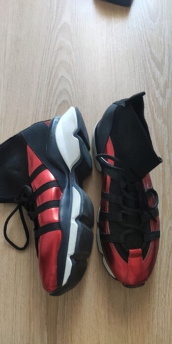 Elle Elle boğazlı sneaker 