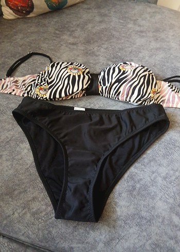 Zebra Desenli Kadın Bikini Takımı