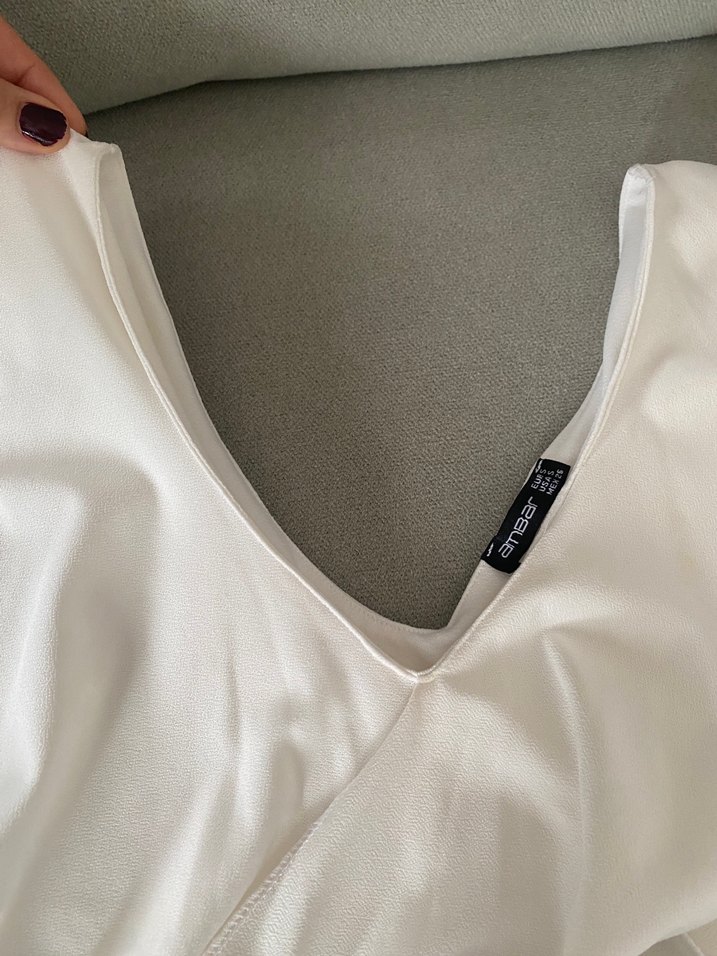 V Yaka Drapeli Beyaz Kadın Bluz - Görsel 5