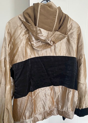 Altın Renkli Kapüşonlu Kadın Ceket - Görsel 2