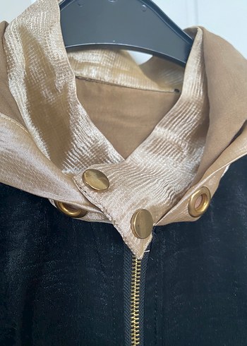 Altın Renkli Kapüşonlu Kadın Ceket - Görsel 4