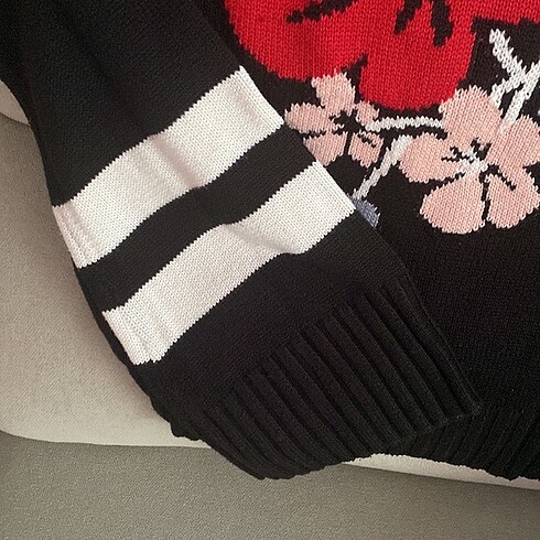 s Beden H&M kazak