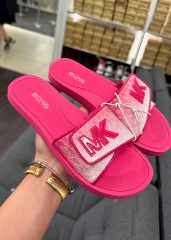 37 Beden Michael kors terlik