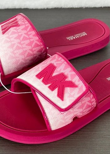 37 Beden pembe Renk Michael kors terlik