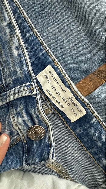 32 Beden Stradivarius Jean Kot