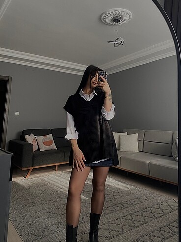 Siyah süveter
