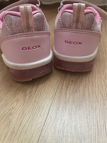 24 Beden Geox 24 beden
