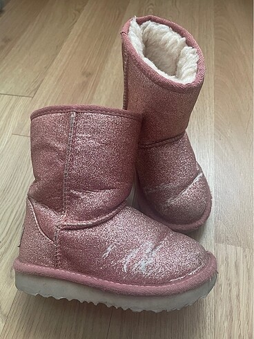 25 Beden Orjinal ugg 25 beden