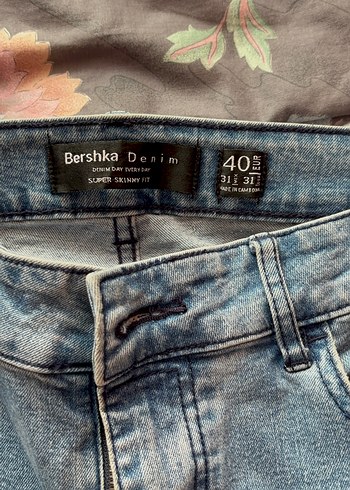 40 Beden Kadın Mavi Slim Fit Midi Boy Kot Pantolon