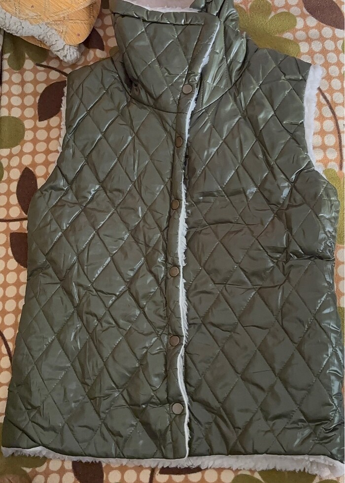 Haki yeşili düğmeli yelek - Görsel 2