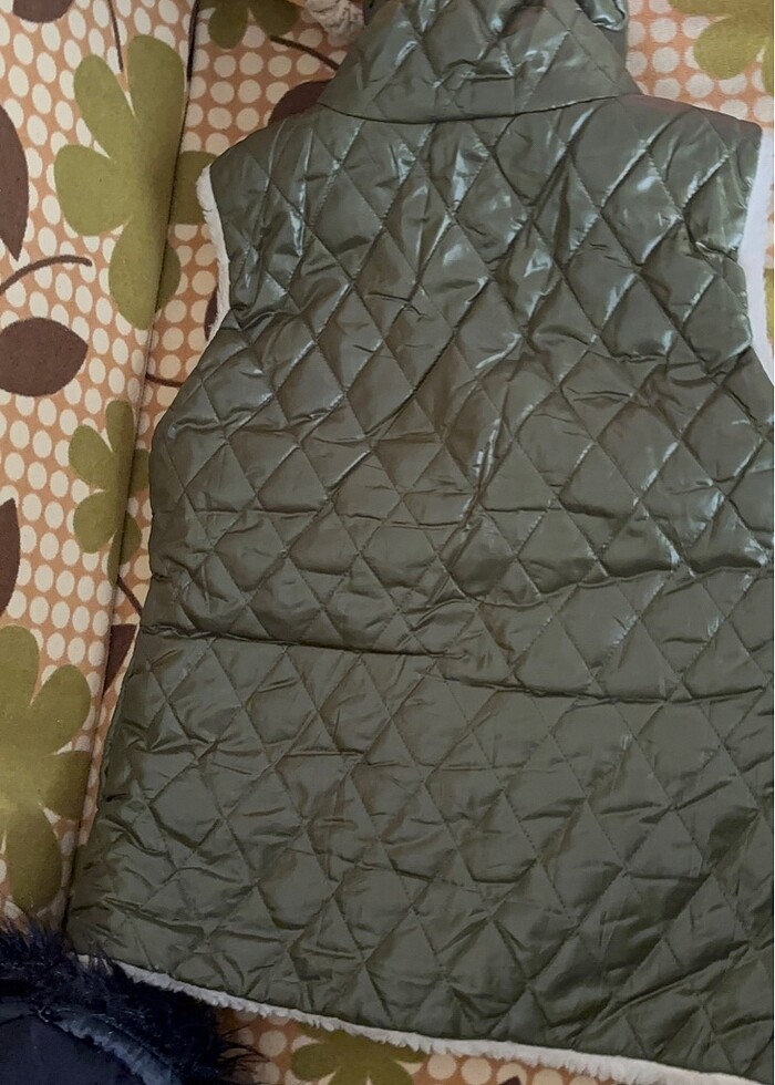 Haki yeşili düğmeli yelek - Görsel 3