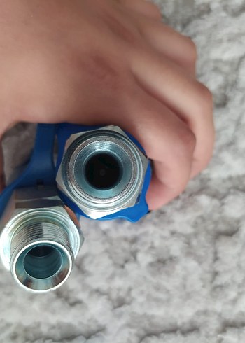 Mavi ve Gri Metal Vanalar - Görsel 3