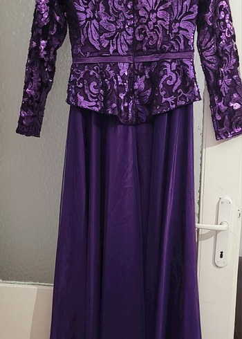 Uzun Kollu Mor Desenli Abiye Elbise - Görsel 5