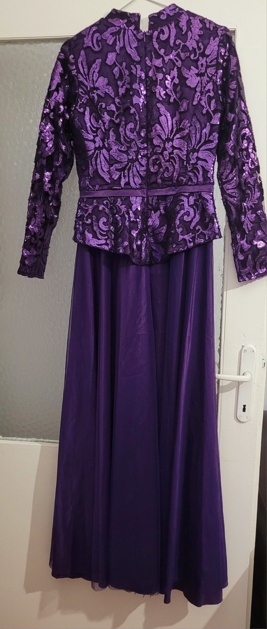 Uzun Kollu Mor Desenli Abiye Elbise - Görsel 5