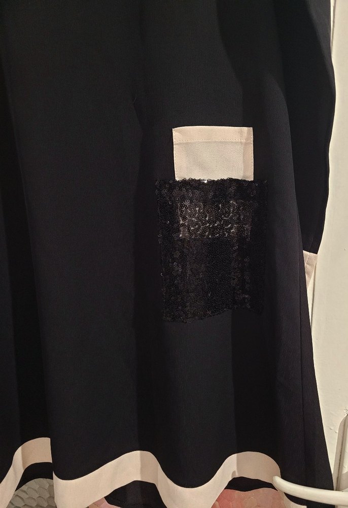 Uzun Kollu Siyah Rahat Kesim Tunik - Görsel 2