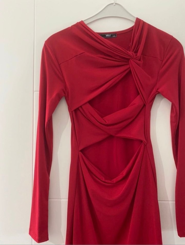 Kırmızı Dekolteli Drapeli Uzun kol Elbise - Görsel 3