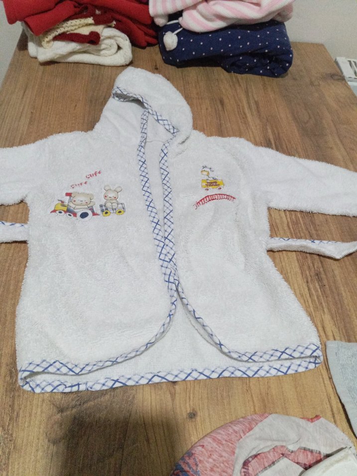 Erkek Çocuk Bornozu - Görsel 2