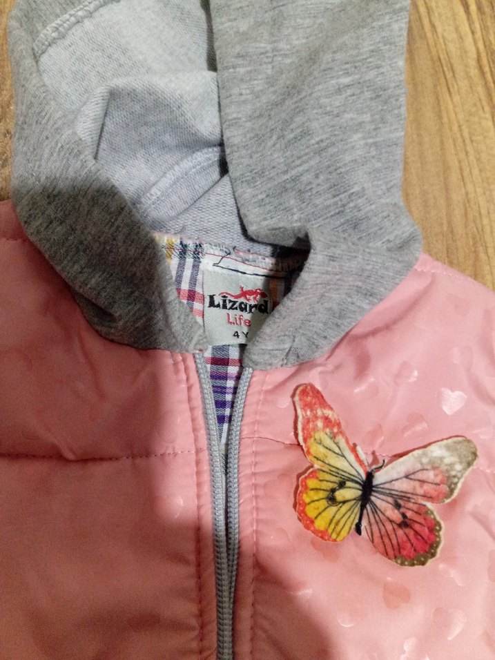 Kız Çocuk Pembe Nakışlı Kapüşonlu Yelek - Görsel 4