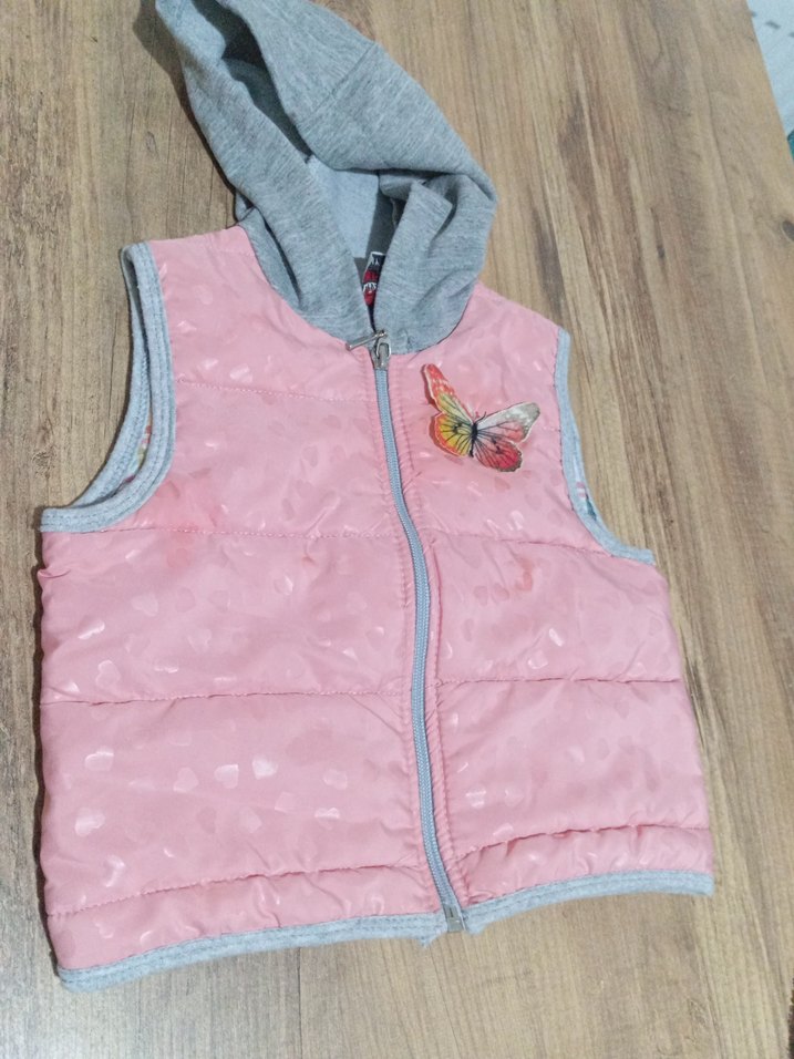 Kız Çocuk Pembe Nakışlı Kapüşonlu Yelek - Görsel 5