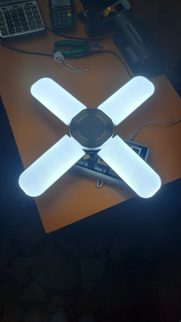 AC Lighting 4 Kanatlı LED Ampullu - Görsel 2