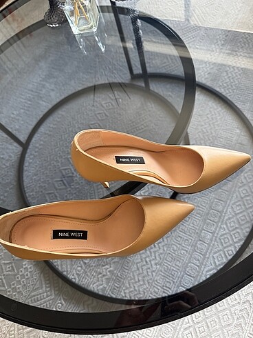 37 Beden ten rengi Renk Nine west ayakkabı