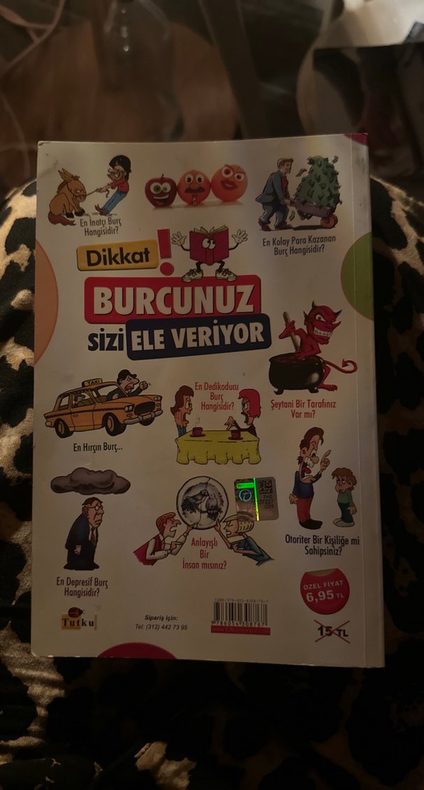 Dikkat! Burcunuz Sizi Ele Veriyor - Mizah Kitabı - Görsel 2