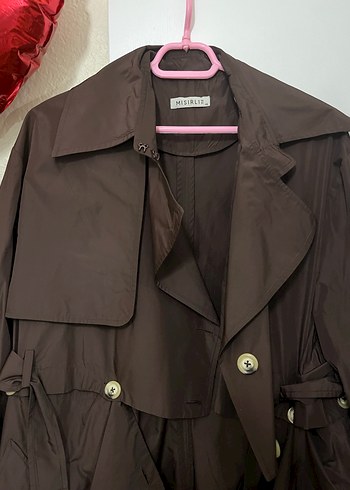 Kahverengi Uzun Kuşaklı Kadın Trençkot - Görsel 2