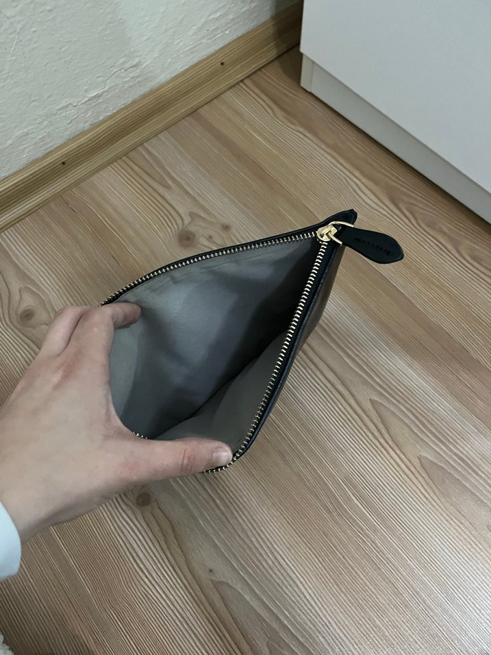 Siyah Deri Fermuarlı Kadın Çanta - Görsel 3