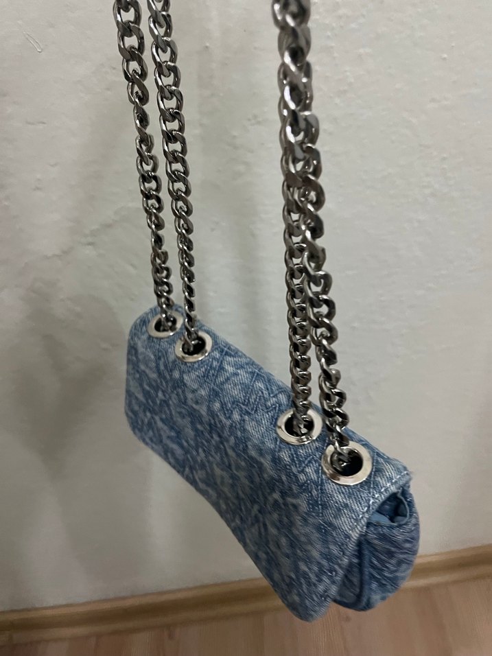 Zincir Detaylı Mavi Denim Kadın Çanta - Görsel 4